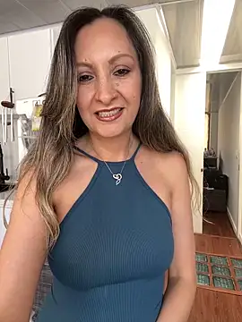 Snapshot of antonnella_2 chatting on May 2026 04:58:02 PM antonnella 2 online show from May 2026 04:58:02 PM