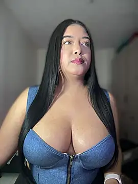cami ortiz   online show from March 2025 09:14:02 PM
