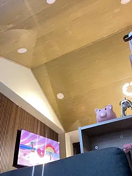 Snapshot of DaphneUwu chatting on December 2025 12:49:02 AM DaphneUwu online show from December 2025 12:49:02 AM