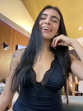 Snapshot of DaphneUwu chatting on February 2026 01:09:02 AM DaphneUwu online show from February 2026 01:09:02 AM