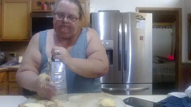 Snapshot of Hornybbw1978 chatting on October 2025 11:48:01 PM Hornybbw1978 online show from October 2025 11:48:01 PM