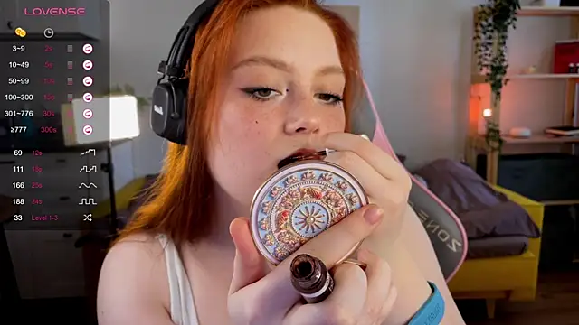 Sofy Benson online show from May 2026 01:39:02 PM