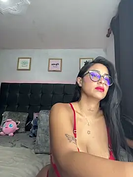lovely violet13 online show from May 2026 10:27:01 PM