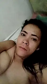 Snapshot of Dounia_nagi chatting on January 2025 02:19:02 PM Dounia nagi online show from January 2025 02:19:02 PM