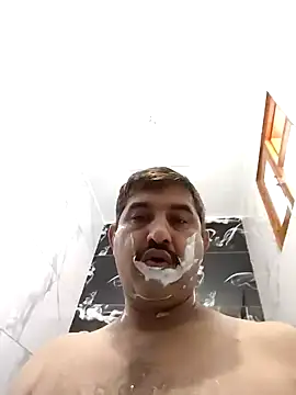 Snapshot of Amandev7 chatting on September 2025 04:01:02 AM Amandev7 online show from September 2025 04:01:02 AM