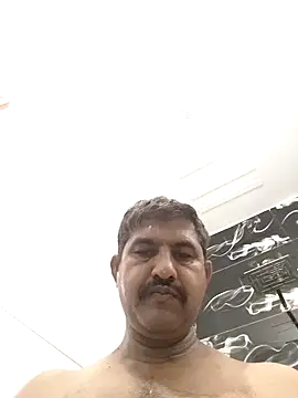 Snapshot of Amandev7 chatting on September 2025 04:36:01 AM Amandev7 online show from September 2025 04:36:01 AM