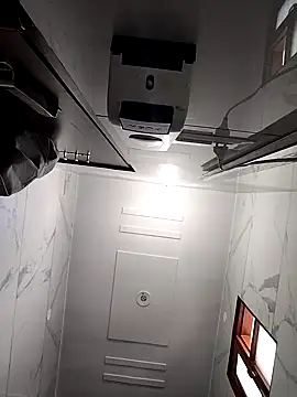 Snapshot of Amandev7 chatting on September 2025 04:49:02 AM Amandev7 online show from September 2025 04:49:02 AM