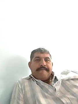 Snapshot of Amandev7 chatting on October 2025 11:10:01 AM Amandev7 online show from October 2025 11:10:01 AM