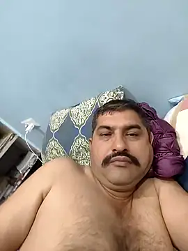 Snapshot of Amandev7 chatting on October 2025 11:16:01 PM Amandev7 online show from October 2025 11:16:01 PM