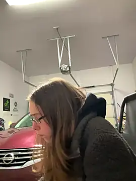 Snapshot of Dakota_02 chatting on December 2024 03:58:01 AM Dakota 02 online show from December 2024 03:58:01 AM