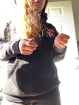 Snapshot of Dakota_02 chatting on April 2026 01:44:01 PM Dakota 02 online show from April 2026 01:44:01 PM