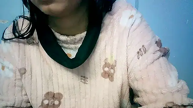 lovelydesi21 online show from December 2024 07:39:02 PM