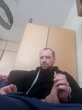 Snapshot of Roman0798 chatting on February 2025 12:13:02 PM Roman0798 online show from February 2025 12:13:02 PM