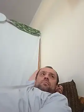 Snapshot of Roman0798 chatting on November 2025 01:06:02 PM Roman0798 online show from November 2025 01:06:02 PM