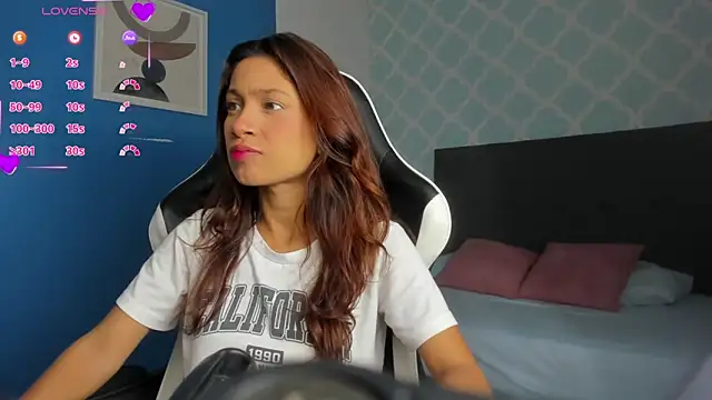 cora 22 online show from September 2025 12:38:02 PM