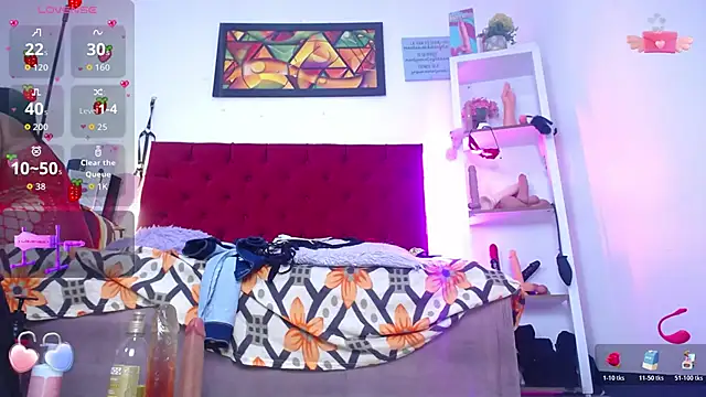 louise nails online show from November 2025 01:55:02 PM