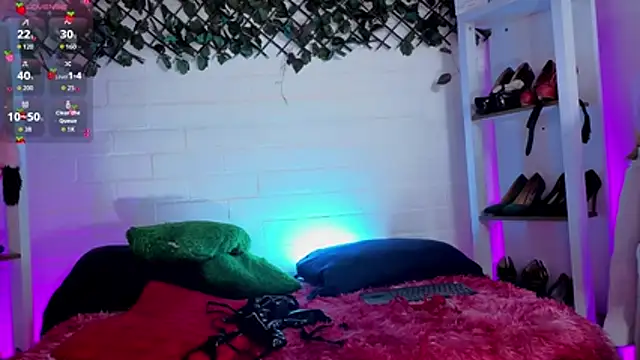 louise nails online show from May 2026 08:17:01 PM