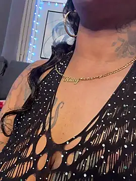 QueKitty online show from June 2026 08:43:02 PM