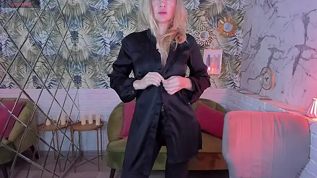 Snapshot of NancyGrace chatting on February 2025 01:11:02 PM NancyGrace online show from February 2025 01:11:02 PM