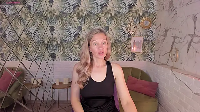 Snapshot of NancyGrace chatting on September 2025 05:13:02 PM NancyGrace online show from September 2025 05:13:02 PM