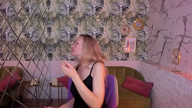 Snapshot of NancyGrace chatting on November 2025 06:18:01 PM NancyGrace online show from November 2025 06:18:01 PM