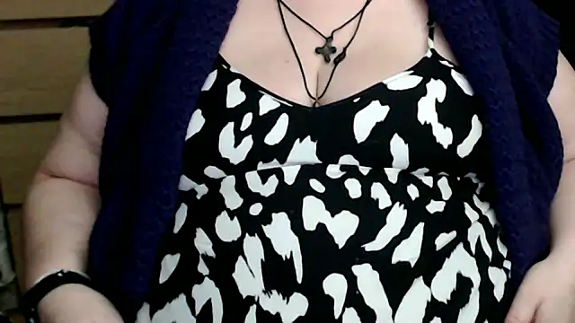 Snapshot of mayasmith chatting on November 2025 08:41:02 PM mayasmith online show from November 2025 08:41:02 PM