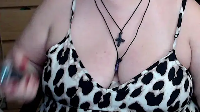 Snapshot of mayasmith chatting on November 2025 07:46:02 PM mayasmith online show from November 2025 07:46:02 PM