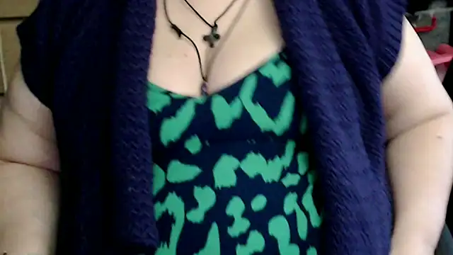 Snapshot of mayasmith chatting on November 2025 09:20:01 AM mayasmith online show from November 2025 09:20:01 AM