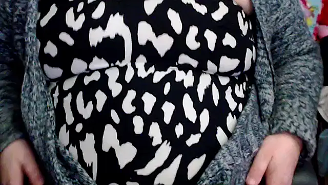 Snapshot of mayasmith chatting on March 2026 09:26:01 AM mayasmith online show from March 2026 09:26:01 AM