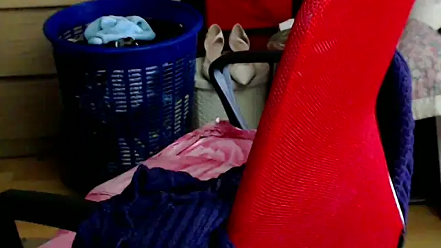 Snapshot of mayasmith chatting on March 2026 07:36:02 AM mayasmith online show from March 2026 07:36:02 AM