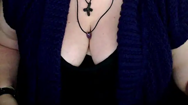 Snapshot of mayasmith chatting on April 2026 02:14:02 PM mayasmith online show from April 2026 02:14:02 PM