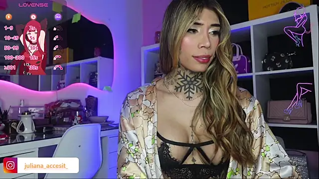 caroline cossei online show from January 2025 03:48:02 AM