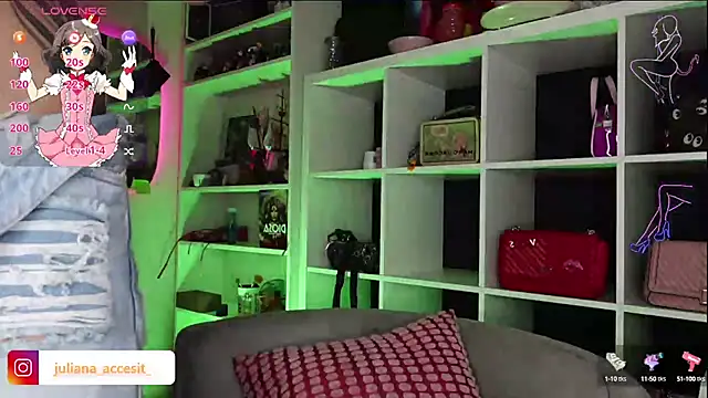 caroline cossei online show from February 2025 10:09:01 PM