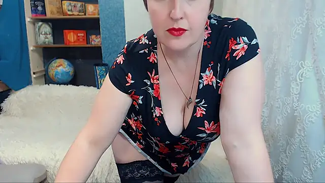 Snapshot of Rainbow_lady chatting on December 2024 01:24:02 PM Rainbow lady online show from December 2024 01:24:02 PM