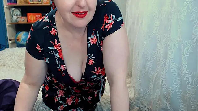 Snapshot of Rainbow_lady chatting on January 2025 07:30:02 AM Rainbow lady online show from January 2025 07:30:02 AM