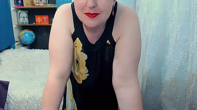 Snapshot of Rainbow_lady chatting on January 2025 03:22:01 PM Rainbow lady online show from January 2025 03:22:01 PM