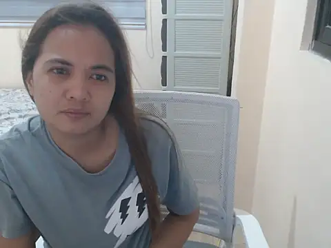 xTheLastVIRGINx online show from October 2025 04:41:01 PM