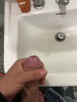 Snapshot of Pardalin112 chatting on April 2026 08:42:02 AM Pardalin112 online show from April 2026 08:42:02 AM