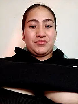 Snapshot of francesca_baker1007 chatting on February 2025 12:52:02 AM francesca baker1007 online show from February 2025 12:52:02 AM