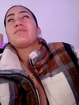 Snapshot of francesca_baker1007 chatting on March 2025 03:09:02 AM francesca baker1007 online show from March 2025 03:09:02 AM