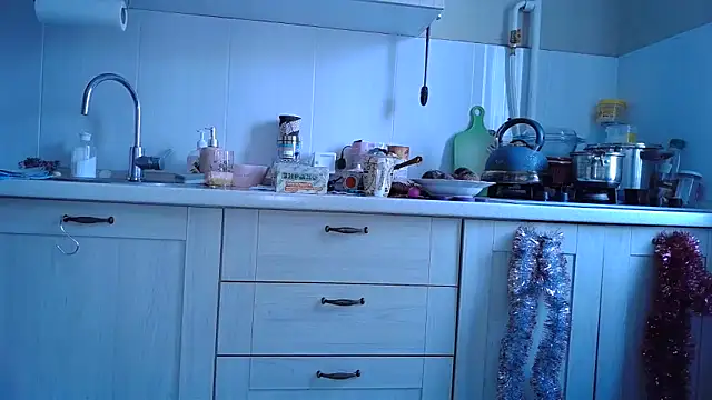 LediLedaxx online show from January 2025 08:14:02 AM