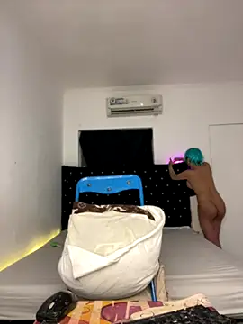 Snapshot of Yukie_selfsucker chatting on September 2025 02:40:01 PM Yukie selfsucker online show from September 2025 02:40:01 PM