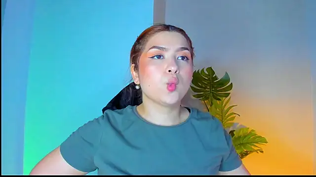 Gretta Queen online show from May 2026 06:03:01 PM