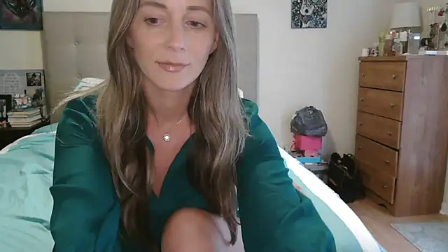 Snapshot of Heyitsmee33 chatting on March 2026 10:49:01 PM Heyitsmee33 online show from March 2026 10:49:01 PM