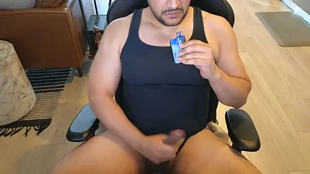HungandThickLatin online show from May 2026 02:47:02 PM