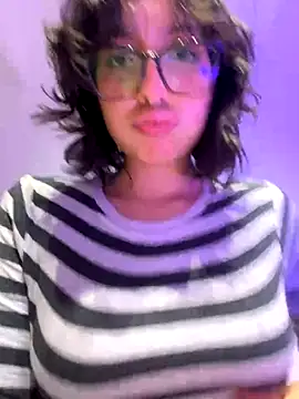 Snapshot of aurora_xoxo chatting on December 2024 04:20:01 AM aurora xoxo online show from December 2024 04:20:01 AM