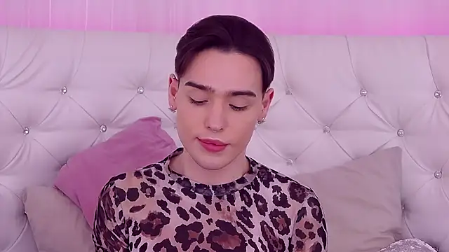 Snapshot of RobbyCharming chatting on January 2025 02:10:01 AM RobbyCharming online show from January 2025 02:10:01 AM