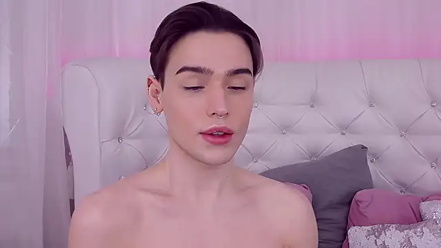 Snapshot of RobbyCharming chatting on February 2025 08:00:01 PM RobbyCharming online show from February 2025 08:00:01 PM