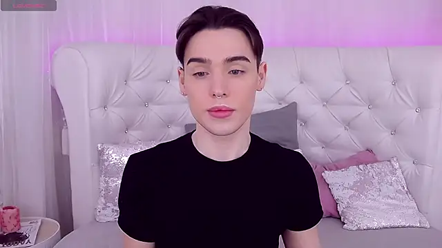 Snapshot of RobbyCharming chatting on March 2025 07:23:02 PM RobbyCharming online show from March 2025 07:23:02 PM