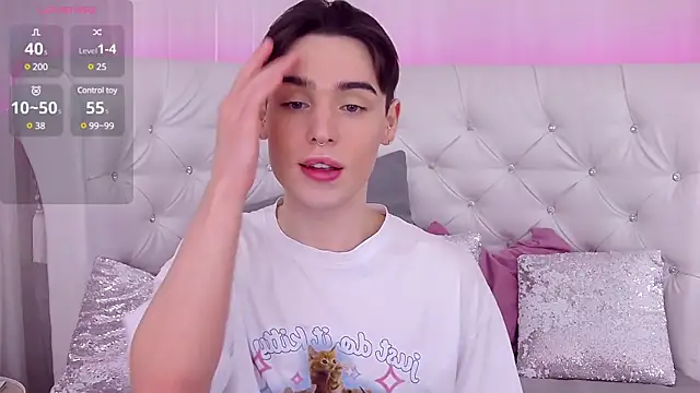 Snapshot of RobbyCharming chatting on March 2025 01:34:02 AM RobbyCharming online show from March 2025 01:34:02 AM